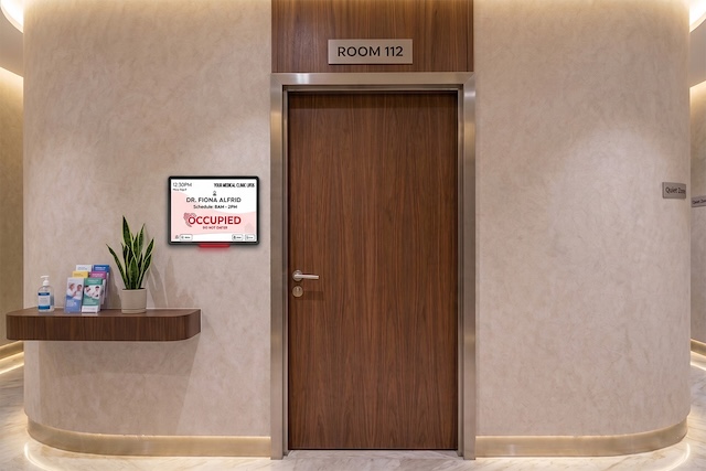 Door tablet room displays for Medical Spaces