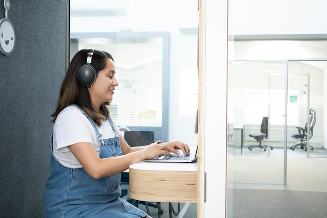 The Sensory-Friendly Floor Plan: Designing for a Neurodiverse Workforce | Door Tablet. Source: Unsplash