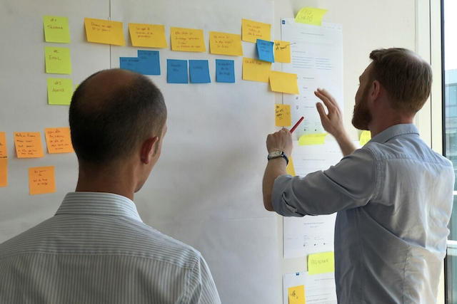 How to Optimise Your Office Space for Team Collaboration with Door Tablet; Source: Unsplash; image